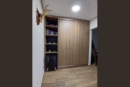 Casa à venda com 130m², 3 quartos e 3 vagas Casa à venda com 130m², 3 quartos e 3 vagasEscritório