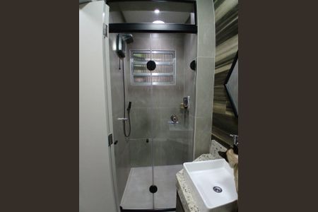 Casa à venda com 130m², 3 quartos e 3 vagas Casa à venda com 130m², 3 quartos e 3 vagasBanheiro 2