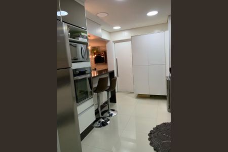 Apartamento à venda com 3 quartos, 126m² em Vila Scarpelli, Santo André
