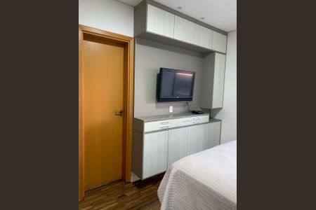 Apartamento à venda com 3 quartos, 126m² em Vila Scarpelli, Santo André