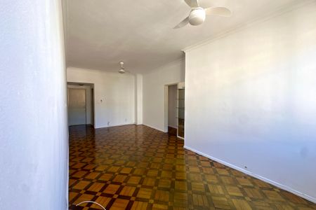 Apartamento à venda com 120m², 3 quartos e 1 vagaSala