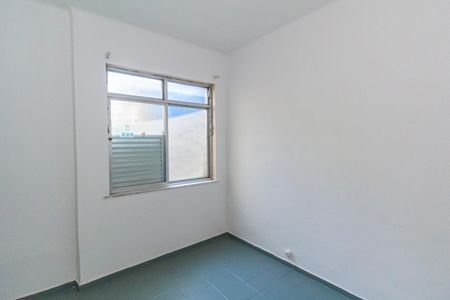 Sala de apartamento para alugar com 2 quartos, 60m² em Osvaldo Cruz, Rio de Janeiro
