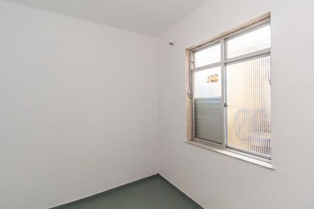 Quarto 1 de apartamento para alugar com 2 quartos, 60m² em Osvaldo Cruz, Rio de Janeiro