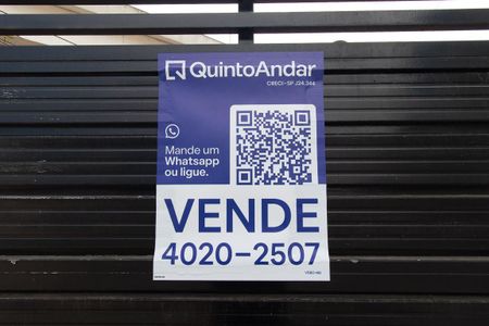 Casa à venda com 154m², 2 quartos e 2 vagas Casa à venda com 154m², 2 quartos e 2 vagasPlaca