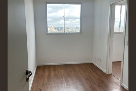 Sala de apartamento para alugar com 2 quartos, 35m² em Santa Maria, Santo André