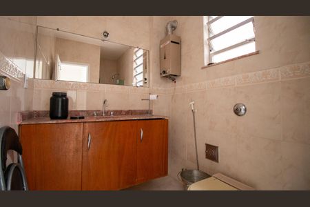 Apartamento à venda com 68m², 2 quartos e 1 vaga Apartamento à venda com 68m², 2 quartos e 1 vagaBanheiro
