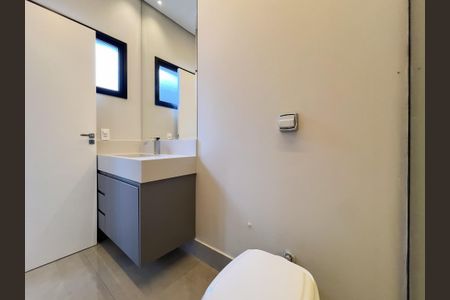 Casa de condomínio para alugar com 200m², 3 quartos e 4 vagas Casa de condomínio para alugar com 200m², 3 quartos e 4 vagasBanheiro da Suíte 1