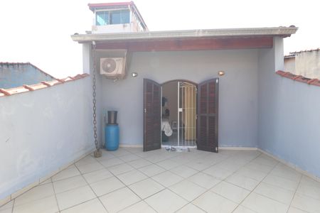 Casa à venda com 180m², 3 quartos e 2 vagasVaranda Suíte