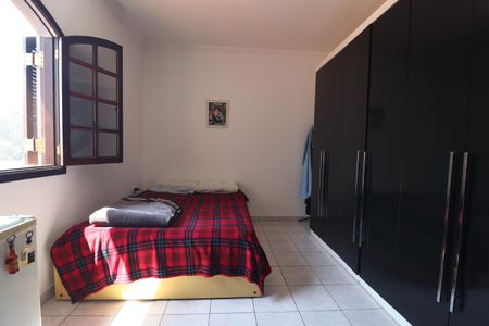 Casa à venda com 180m², 3 quartos e 2 vagasQuarto 2