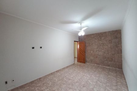 Sala de casa para alugar com 3 quartos, 150m² em Parque Santa Bárbara, Campinas