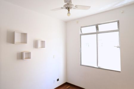 Apartamento à venda com 96m², 3 quartos e 1 vaga Apartamento à venda com 96m², 3 quartos e 1 vagaQuarto 2