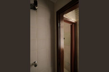 Apartamento à venda com 96m², 3 quartos e 1 vaga Apartamento à venda com 96m², 3 quartos e 1 vagaBanheiro de serviço