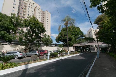 Apartamento para alugar com 72m², 2 quartos e 1 vaga Apartamento para alugar com 72m², 2 quartos e 1 vagaFachada do Condomínio