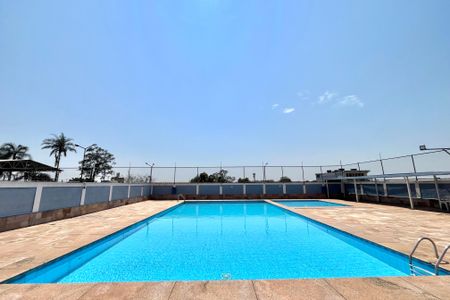 Apartamento à venda com 67m², 2 quartos e 1 vaga Apartamento à venda com 67m², 2 quartos e 1 vagaÁrea comum - Piscina