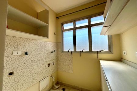 Apartamento à venda com 67m², 2 quartos e 1 vaga Apartamento à venda com 67m², 2 quartos e 1 vagaÁrea de Serviço