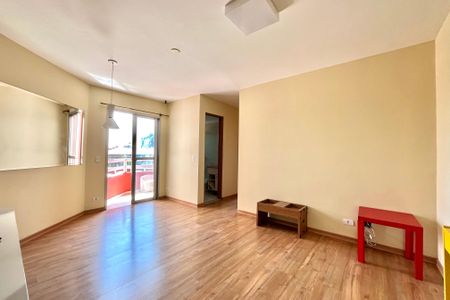 Sala de apartamento para alugar com 2 quartos, 67m² em Jardim Lourdes, São Paulo
