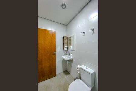 Apartamento para alugar com 45m², 1 quarto e sem vagaBanheiro da Suíte