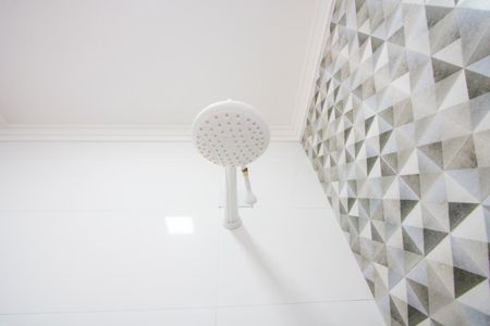 Apartamento à venda com 110m², 2 quartos e 2 vagas Apartamento à venda com 110m², 2 quartos e 2 vagasBanheiro social