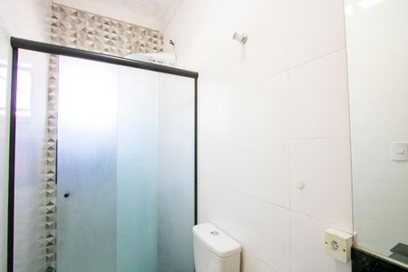 Apartamento à venda com 110m², 2 quartos e 2 vagas Apartamento à venda com 110m², 2 quartos e 2 vagasBanheiro da Suíte