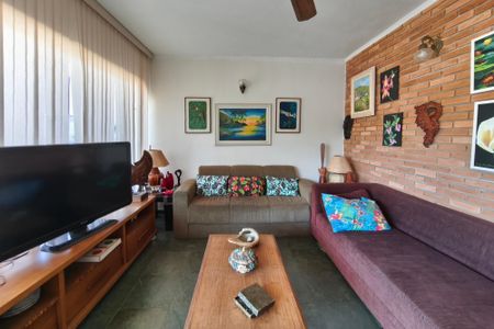 Casa à venda com 500m², 5 quartos e 6 vagas Casa à venda com 500m², 5 quartos e 6 vagasSala 2