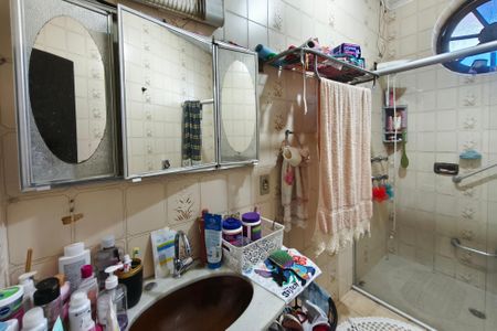 Casa à venda com 500m², 5 quartos e 6 vagas Casa à venda com 500m², 5 quartos e 6 vagasBanheiro da Suíte 3