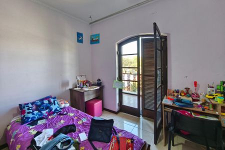 Casa à venda com 500m², 5 quartos e 6 vagas Casa à venda com 500m², 5 quartos e 6 vagasQuarto