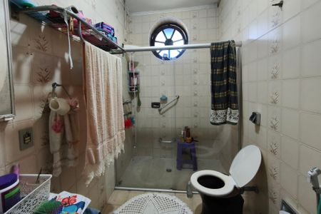 Casa à venda com 500m², 5 quartos e 6 vagas Casa à venda com 500m², 5 quartos e 6 vagasBanheiro da Suíte 3