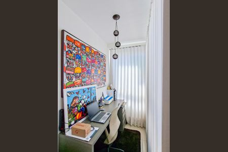 Apartamento à venda com 90m², 3 quartos e 2 vagasEscritório