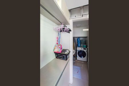 Apartamento à venda com 90m², 3 quartos e 2 vagasCozinha e Área de Serviço