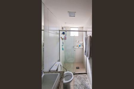 Apartamento à venda com 90m², 3 quartos e 2 vagasBanheiro do Quarto 2