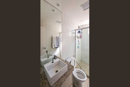 Apartamento à venda com 90m², 3 quartos e 2 vagasBanheiro do Quarto 2