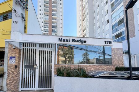 Apartamento à venda com 68m², 2 quartos e 1 vagaFachada + plaquinha