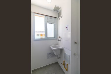 Apartamento à venda com 37m², 2 quartos e sem vaga Apartamento à venda com 37m², 2 quartos e sem vagaÁrea de Serviço