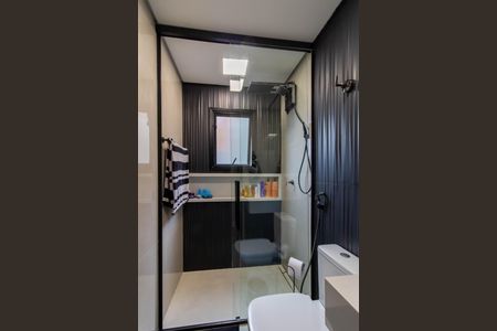 Casa à venda com 150m², 4 quartos e 4 vagas Casa à venda com 150m², 4 quartos e 4 vagasBanheiro