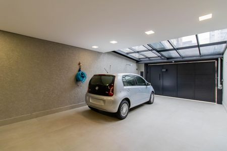Casa à venda com 150m², 4 quartos e 4 vagas Casa à venda com 150m², 4 quartos e 4 vagasGaragem