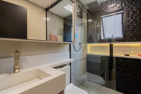 Casa à venda com 150m², 4 quartos e 4 vagas Casa à venda com 150m², 4 quartos e 4 vagasBanheiro da Suíte 1