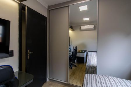 Casa à venda com 150m², 4 quartos e 4 vagas Casa à venda com 150m², 4 quartos e 4 vagasQuarto 1