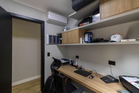 Casa à venda com 150m², 4 quartos e 4 vagas Casa à venda com 150m², 4 quartos e 4 vagasQuarto 2