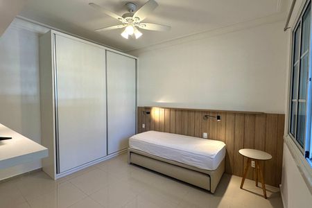 Apartamento à venda com 25m², 1 quarto e sem vaga Apartamento à venda com 25m², 1 quarto e sem vagaSala/Quarto