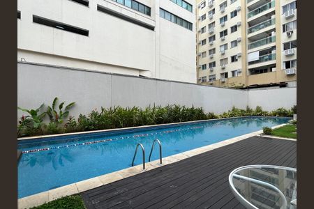 Apartamento à venda com 82m², 3 quartos e 1 vagaÁrea comum - Piscina