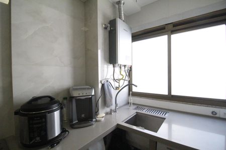 Apartamento à venda com 82m², 3 quartos e 1 vagaÁrea de serviço