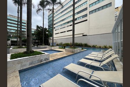 Apartamento à venda com 82m², 3 quartos e 1 vagaÁrea comum - Piscina