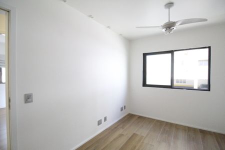 Apartamento à venda com 82m², 3 quartos e 1 vagaSuíte 