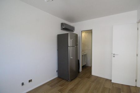 Apartamento à venda com 82m², 3 quartos e 1 vagaSuíte 