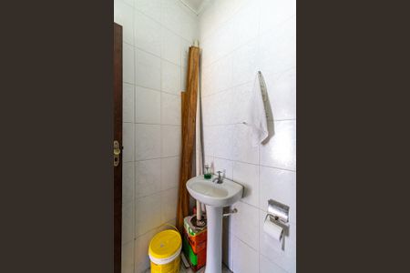 Casa à venda com 300m², 3 quartos e 4 vagas Casa à venda com 300m², 3 quartos e 4 vagasLavabo Externo