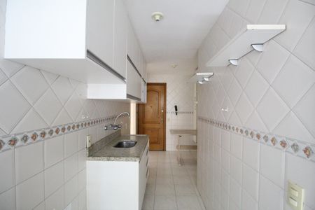 Apartamento à venda com 74m², 2 quartos e 1 vagaCozinha