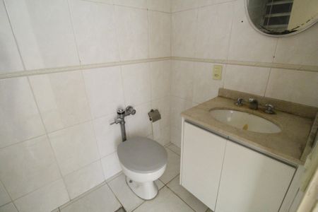 Apartamento à venda com 74m², 2 quartos e 1 vagaBanheiro