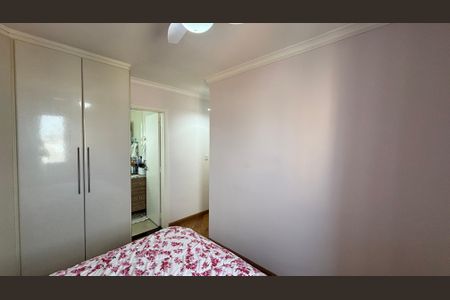 Apartamento à venda com 69m², 3 quartos e 2 vagas Apartamento à venda com 69m², 3 quartos e 2 vagasSuíte