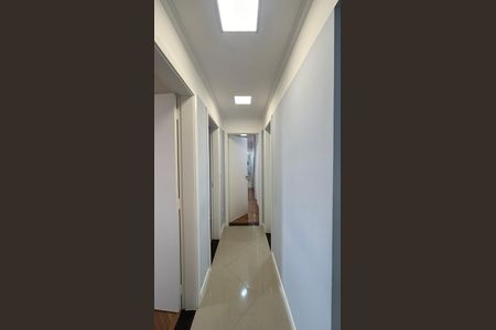 Apartamento à venda com 69m², 3 quartos e 2 vagas Apartamento à venda com 69m², 3 quartos e 2 vagasCorredor