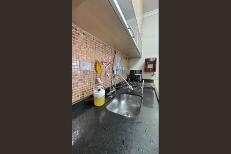 Apartamento à venda com 69m², 3 quartos e 2 vagas Apartamento à venda com 69m², 3 quartos e 2 vagasCozinha